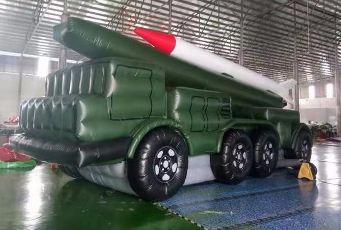 台山小型导弹车